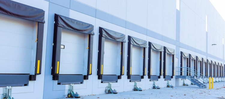 Brama w magazynie nie otwiera się lub zacina